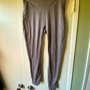 Fabletics light grey, leggings, size XL